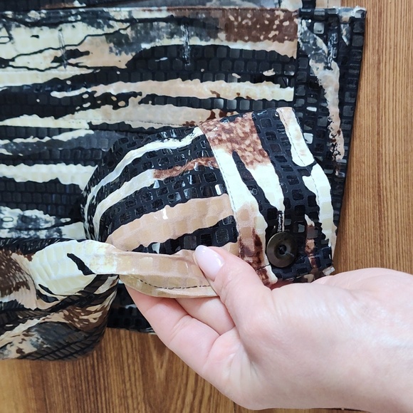 Shiny zebra/ leopard jacket - Picture 2 of 7